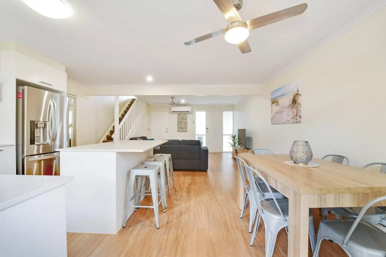 Central Mooloolaba 3 Bedroom Unit Apartament