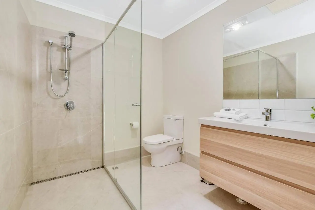 Central Mooloolaba 3 Bedroom Unit Australia